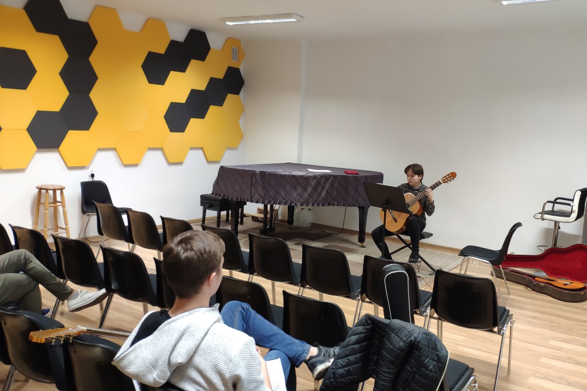 Warsztaty gitarowe oraz Spotkania Młodych Gitarzystów - 24,27 kwietnia 2019