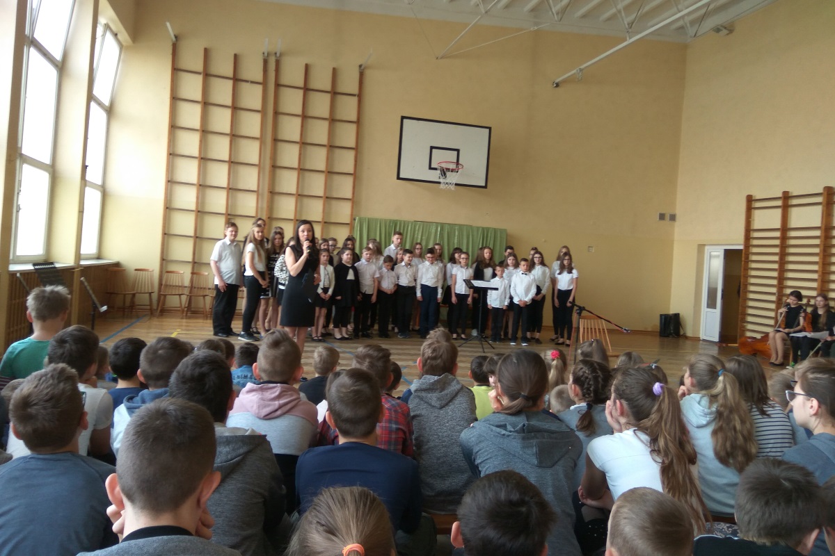 Koncert w Szkole Podstawowej w Brzostku - 25 kwietnia 2018